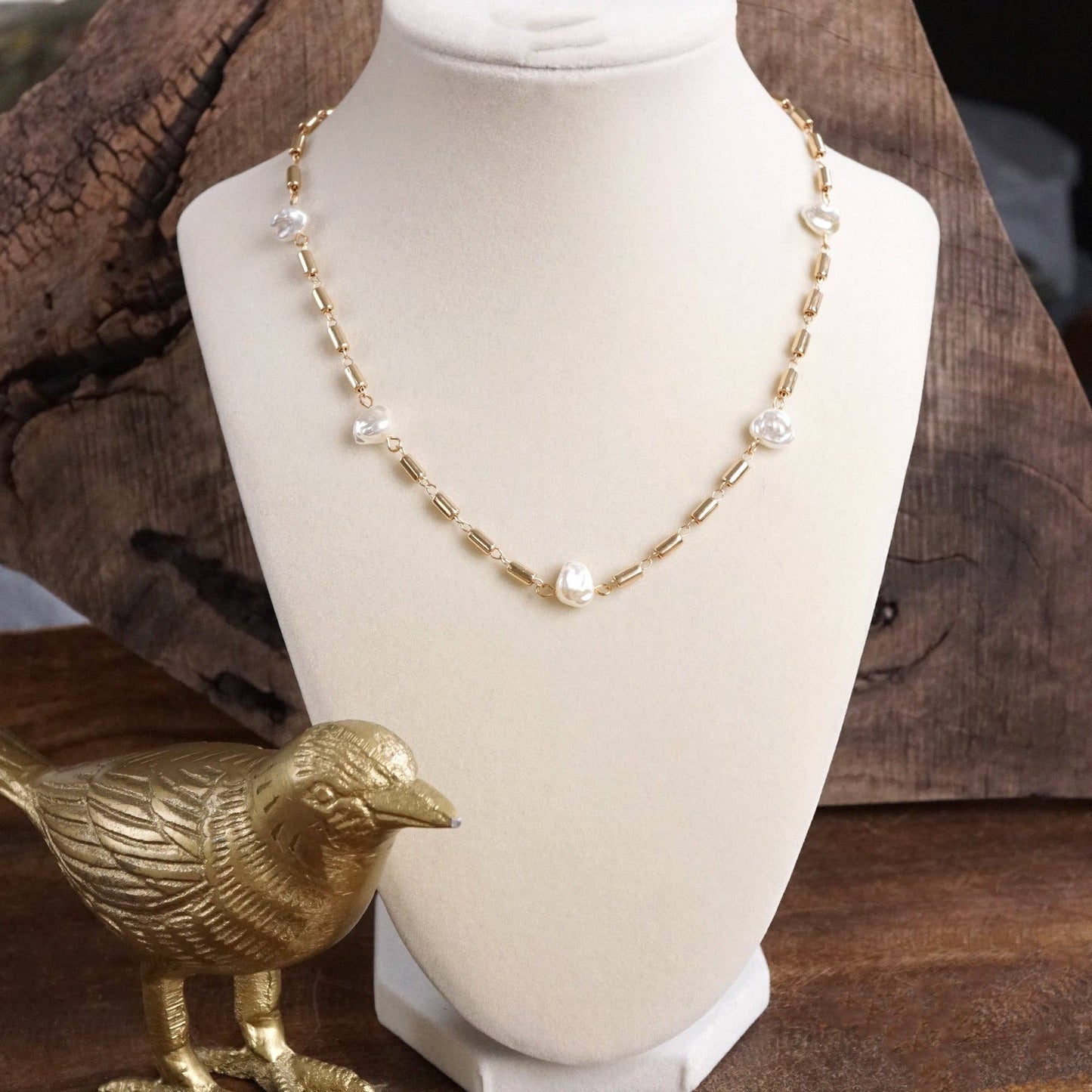 Bar Chain & Organic Pearls Necklace 7431