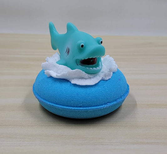 Shark Water Squirt Toy Donut Bath Bomb