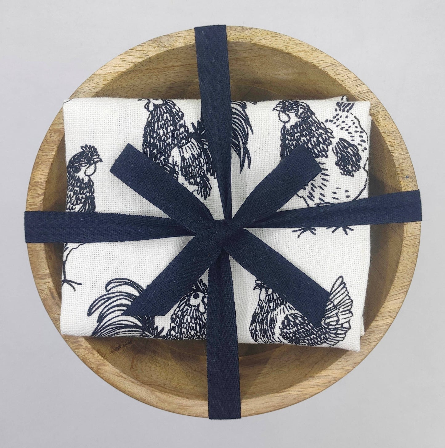 Wooden Bowl with 2 Kitchen Towels