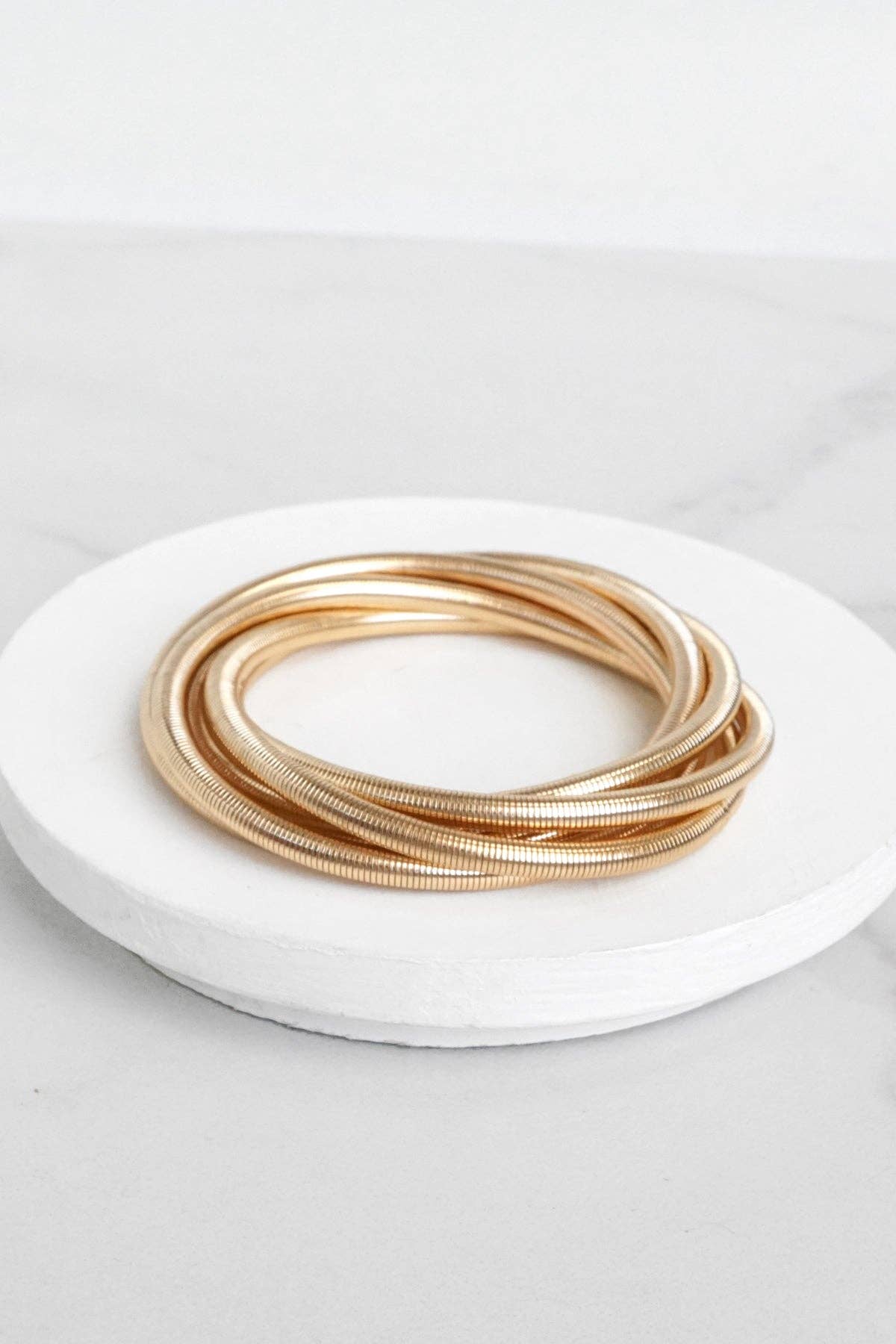 Gold multi strand stretchy bangle 1879