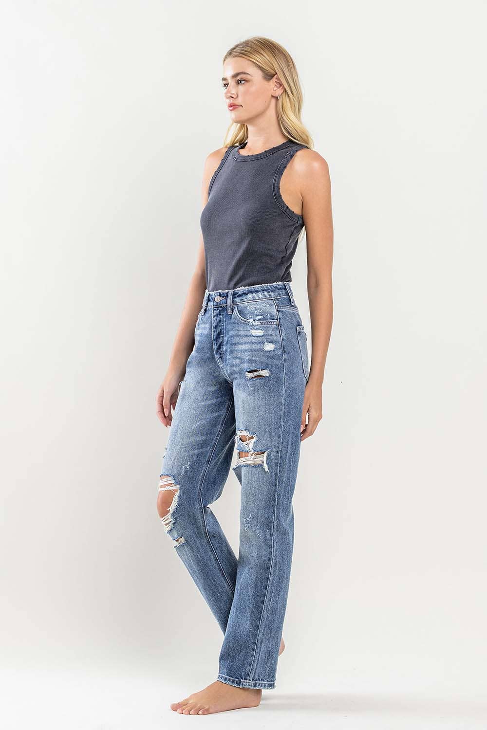 SUPER HIGH RISE DISTRESSED STRAIGHT JEANS
