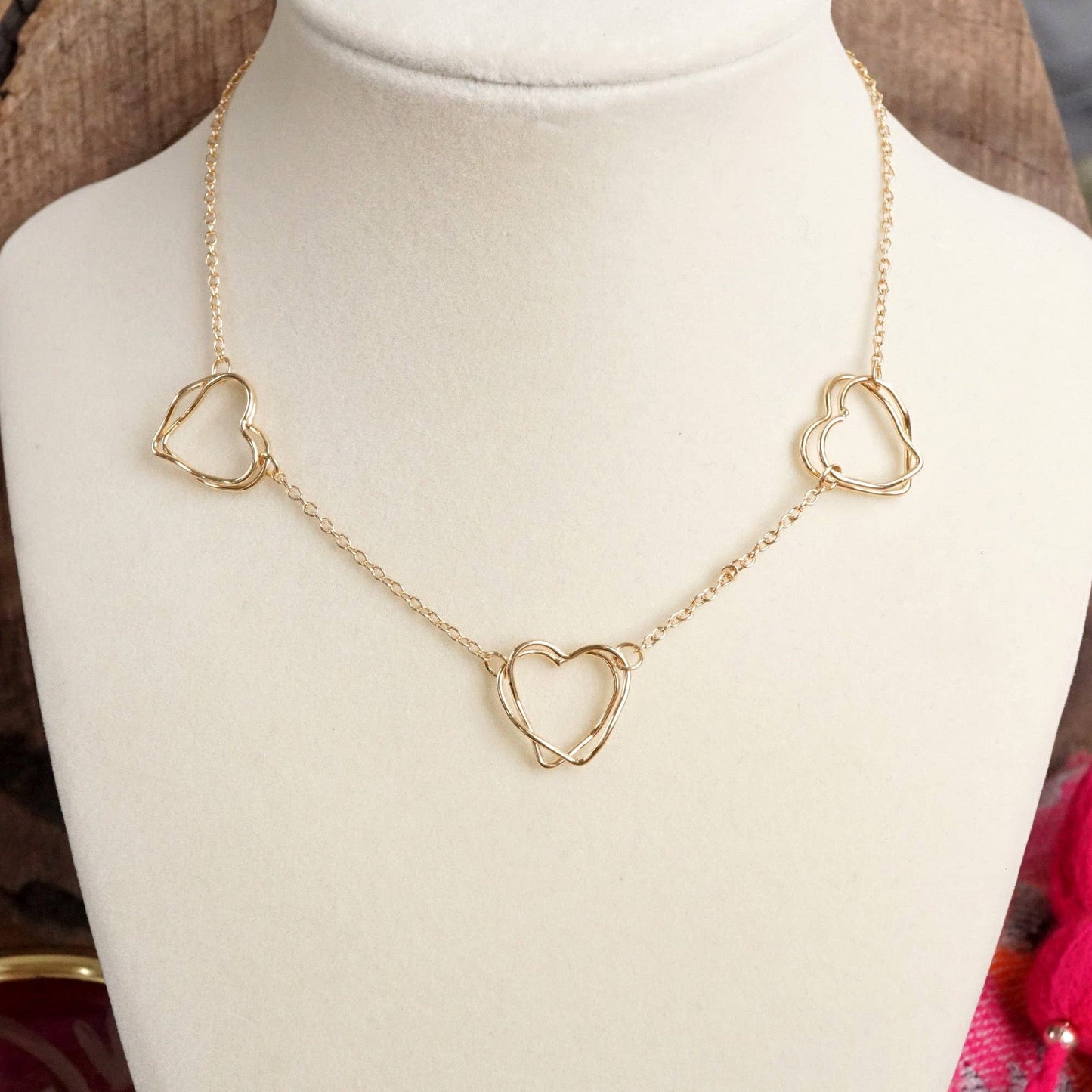 Wire-Inspired Hearts Necklace 7399