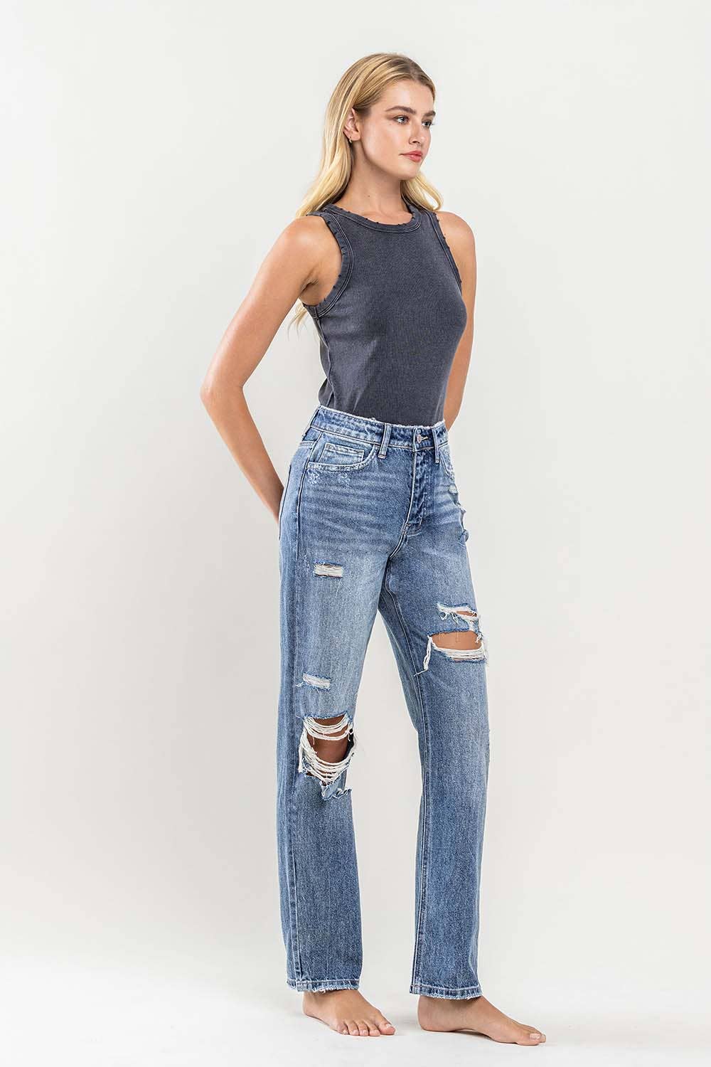 SUPER HIGH RISE DISTRESSED STRAIGHT JEANS
