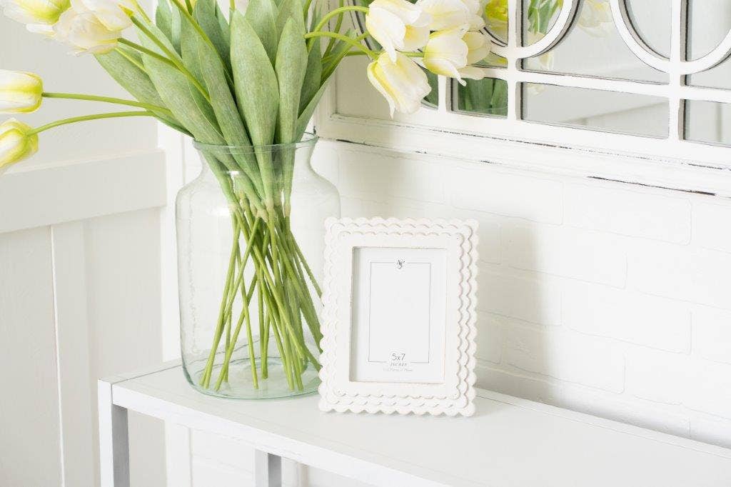 8x10x1 wood scallop photo frame