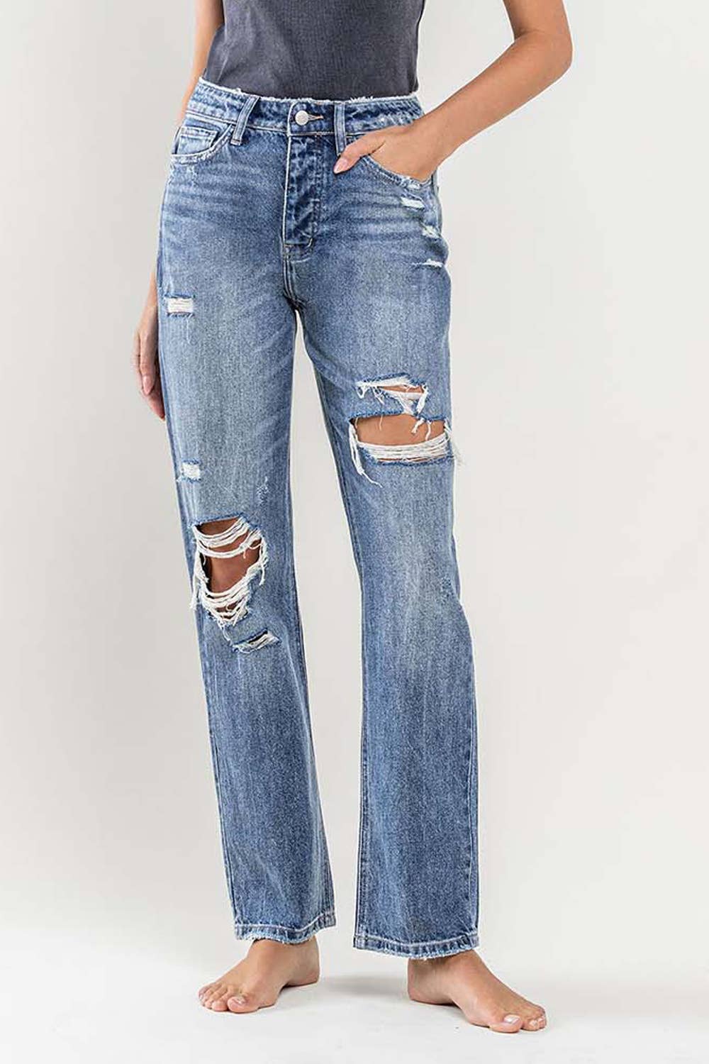 SUPER HIGH RISE DISTRESSED STRAIGHT JEANS