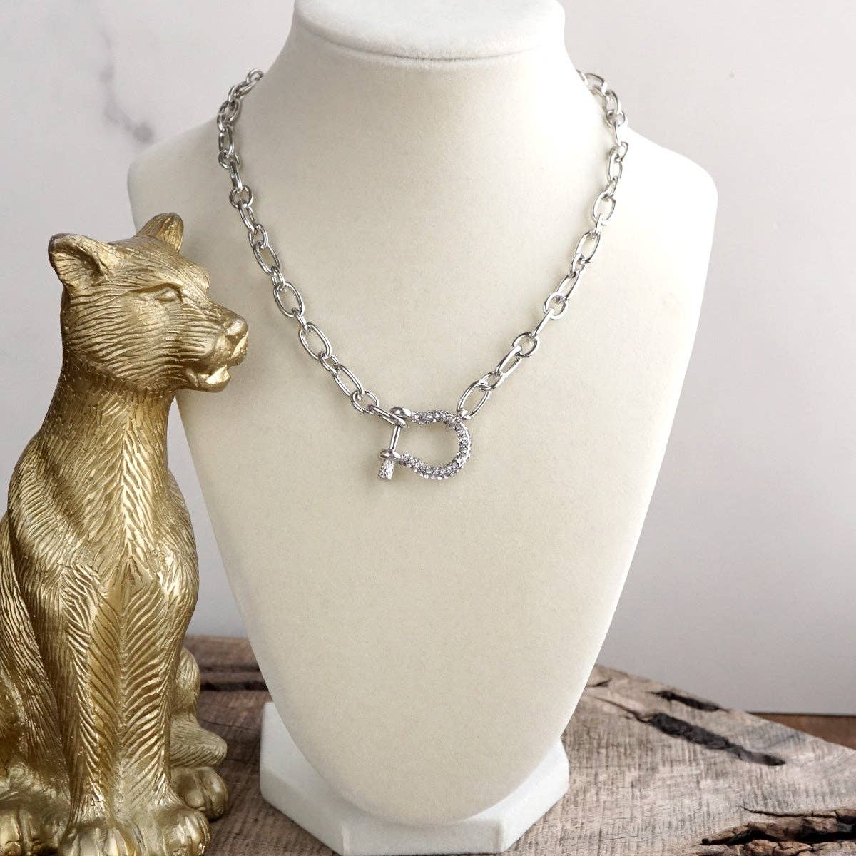 Shackle Chain Toggle Necklace - Gold Silver – Harbor Gleam