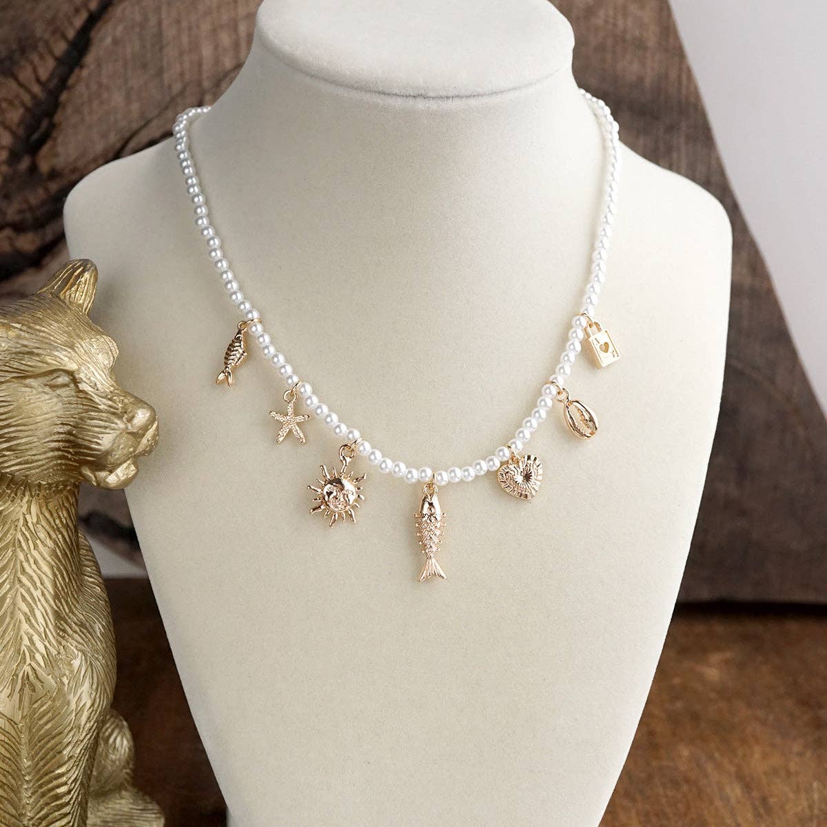 Salt & Sun – Coastal Charm Pearl Necklace