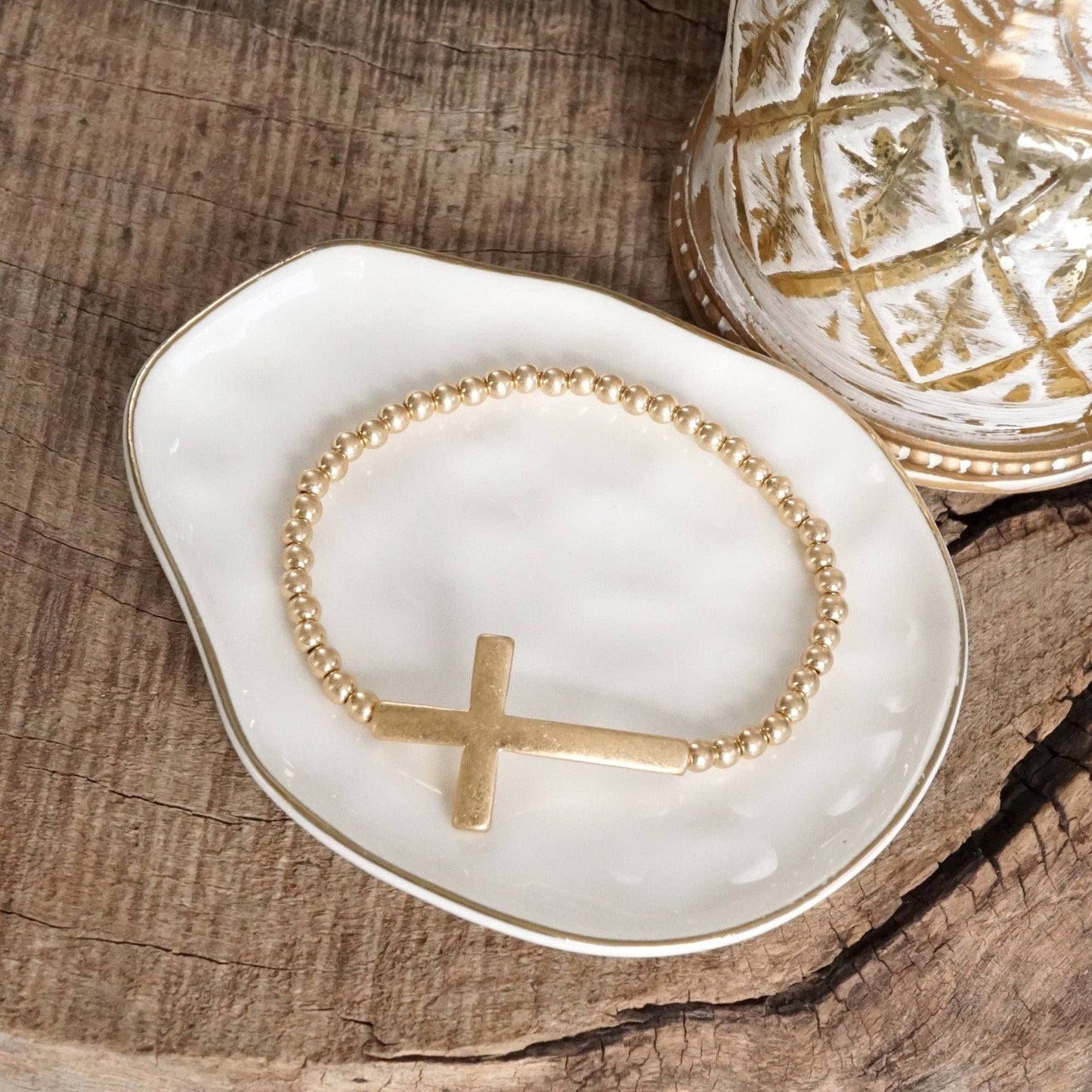 Minimal Cross Stretchy Bracelet in Worn Gold