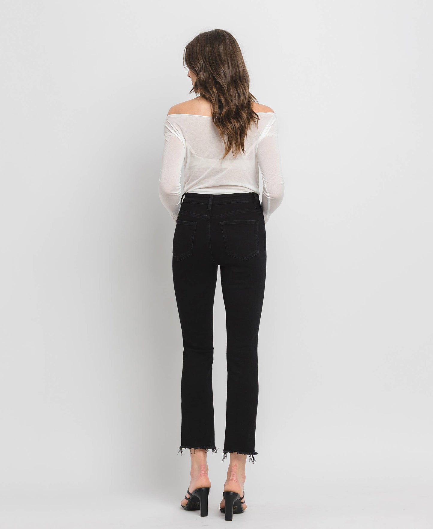 HIGH RISE CROP SLIM STRAIGHT JEANS