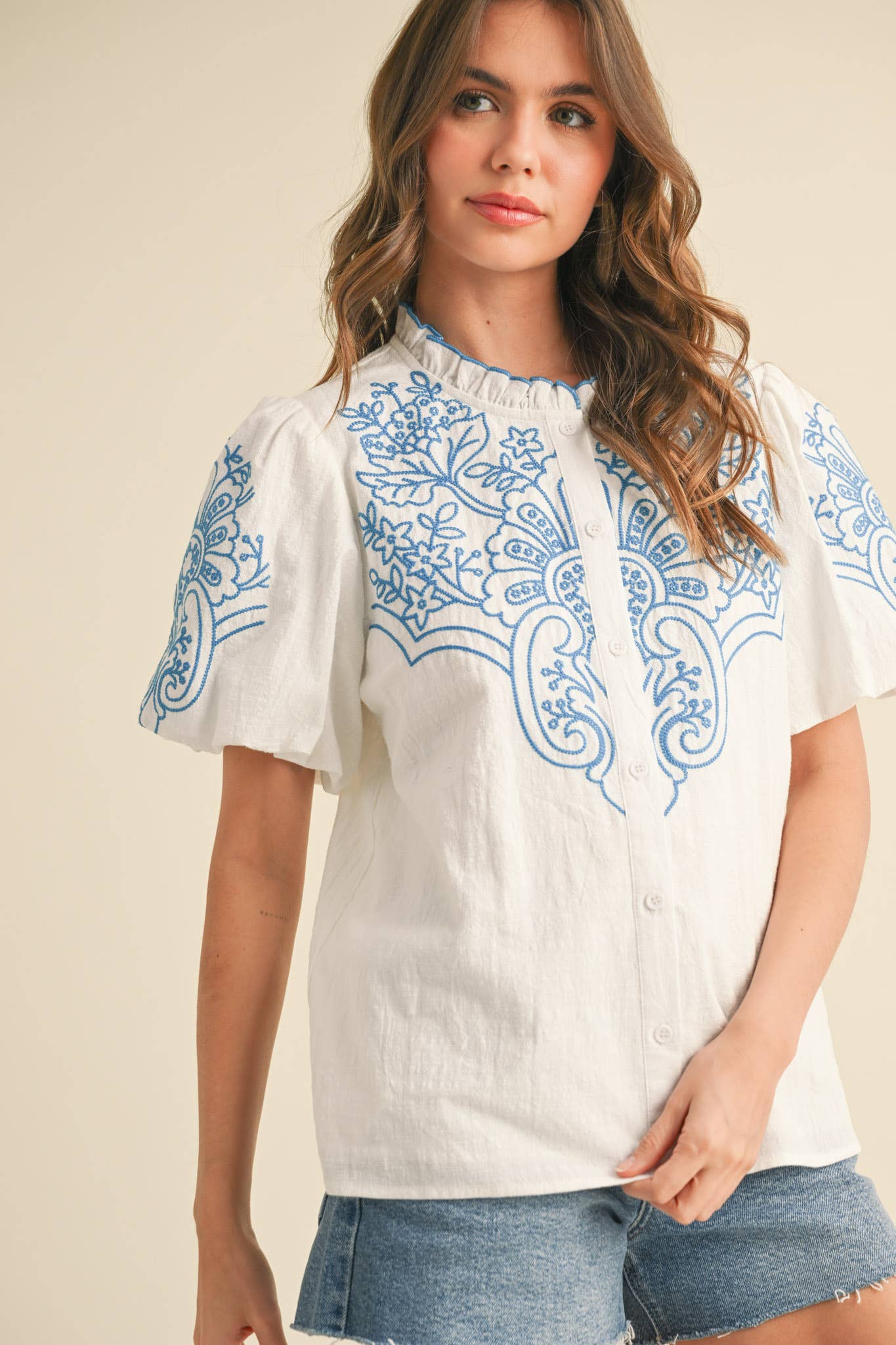 EMBROIDERED "MIA" BUBBLE SLEEVE TOP