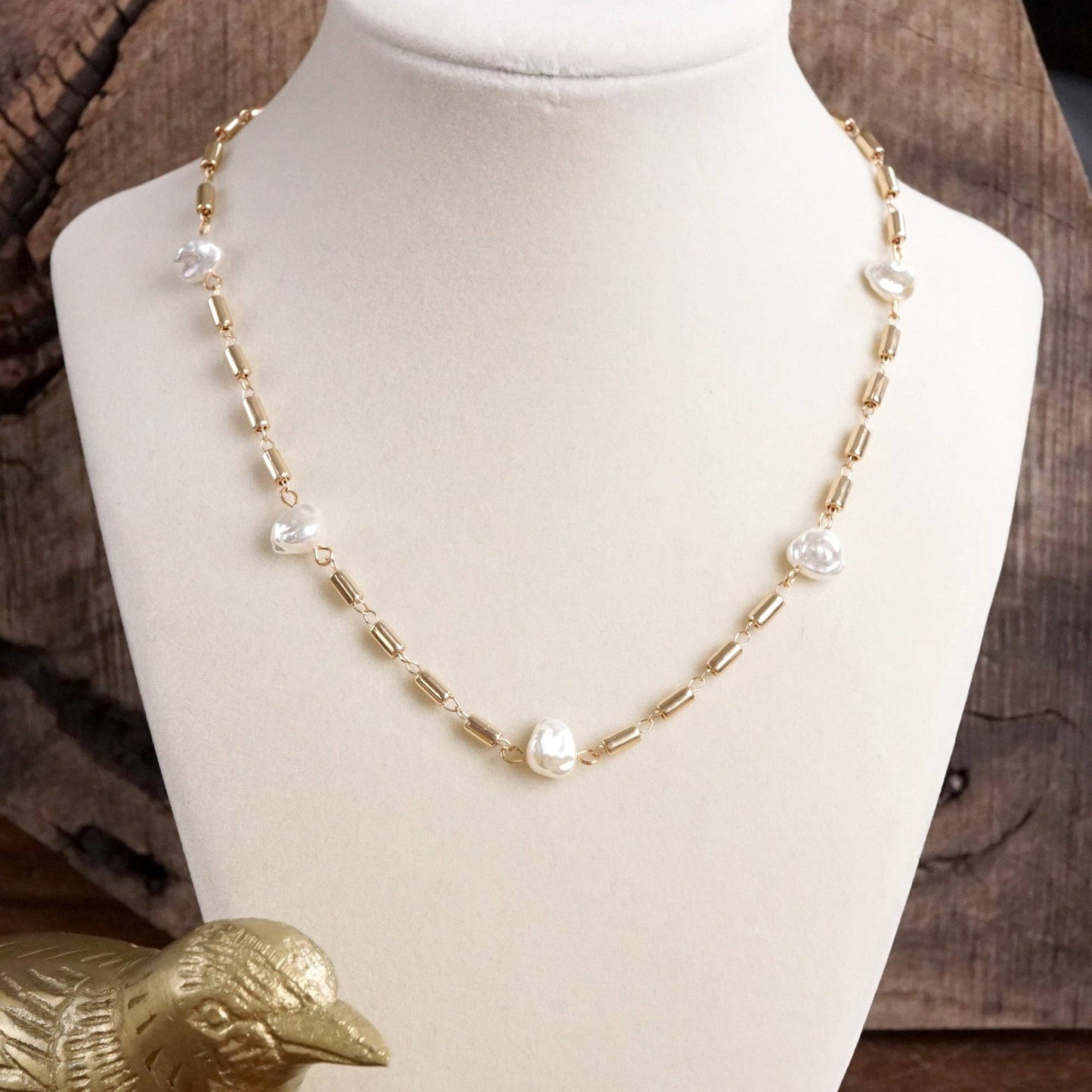 Bar Chain & Organic Pearls Necklace 7431