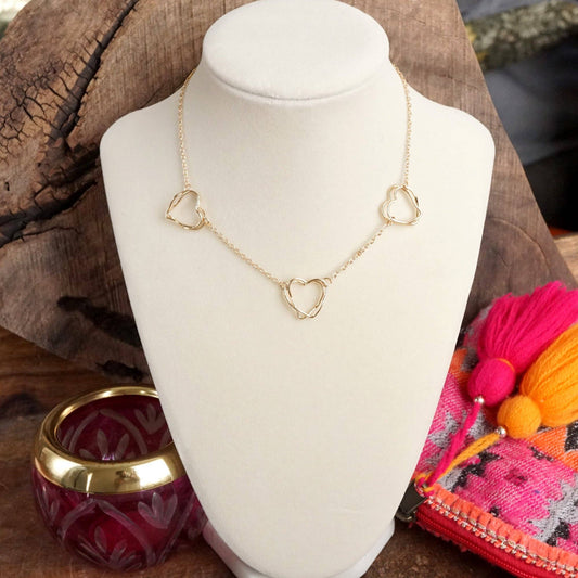 Wire-Inspired Hearts Necklace 7399