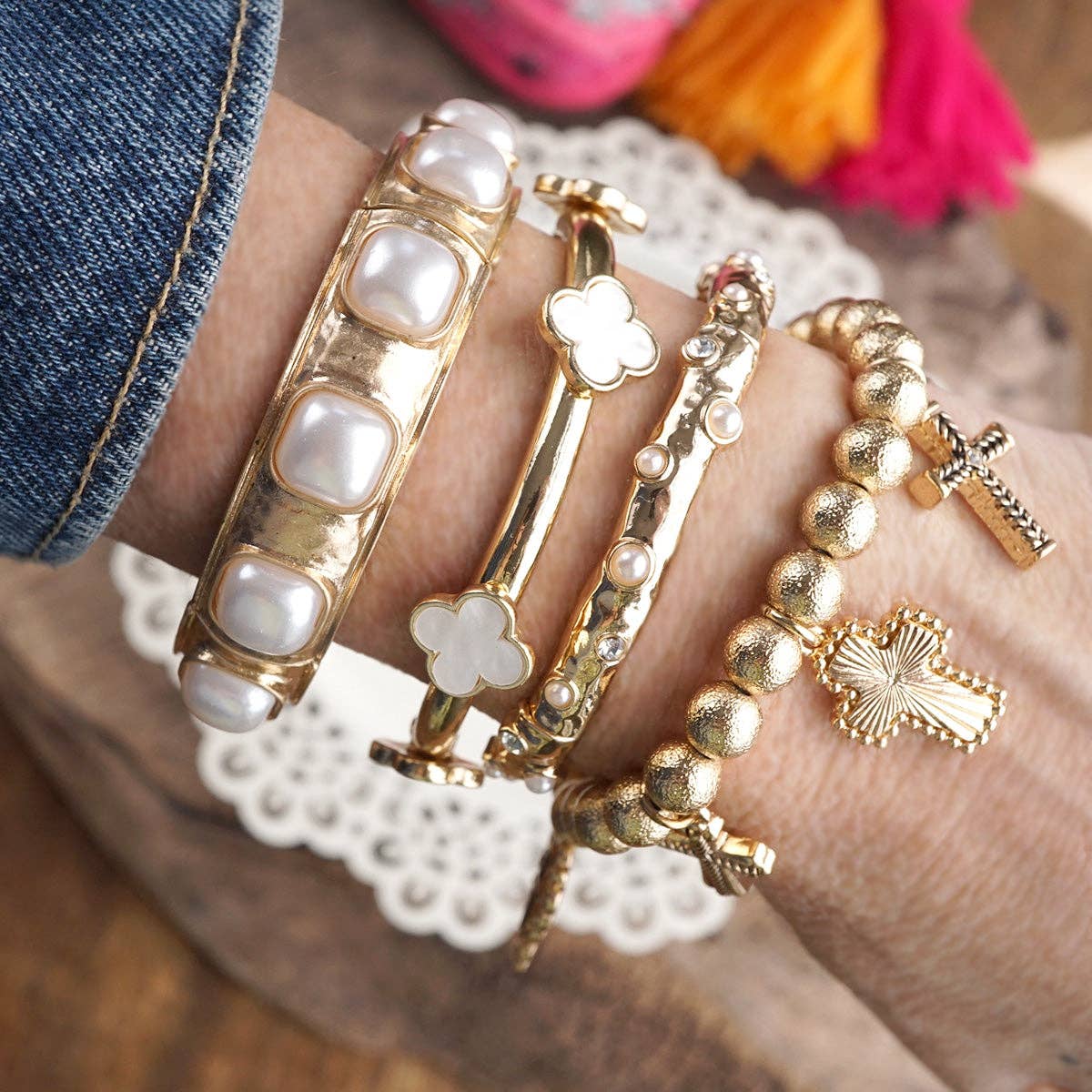Faithful Path – Cross Charm & Beaded Stretch Bracelet