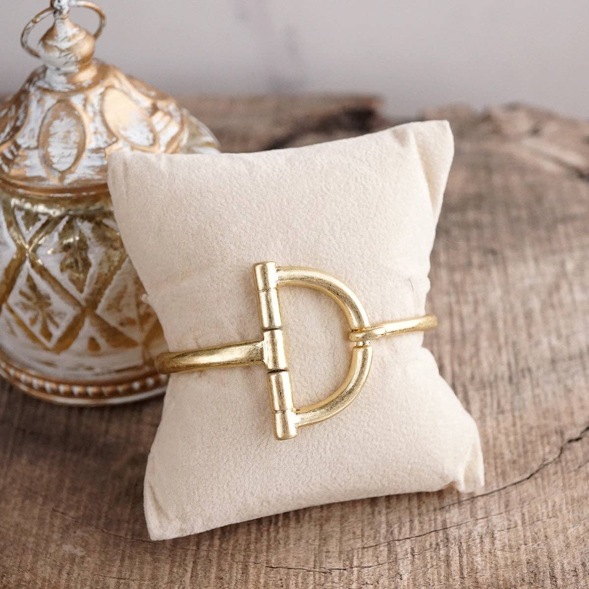 Equestrian Loop – Horsebit Hook Bracelet