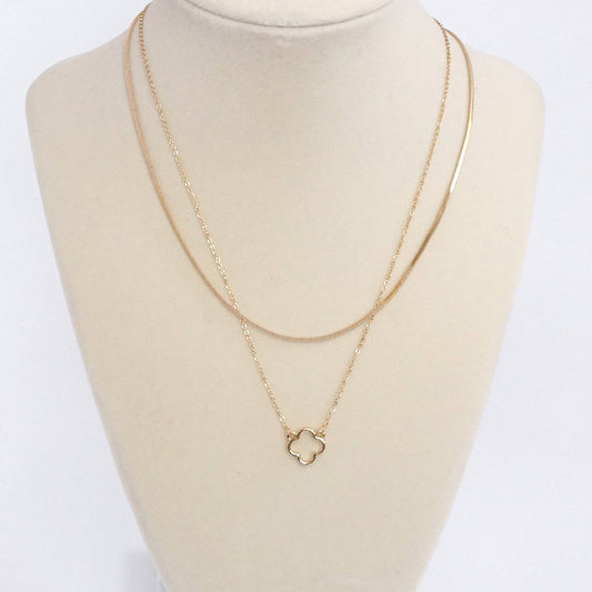Clover Pendant Layered Necklace