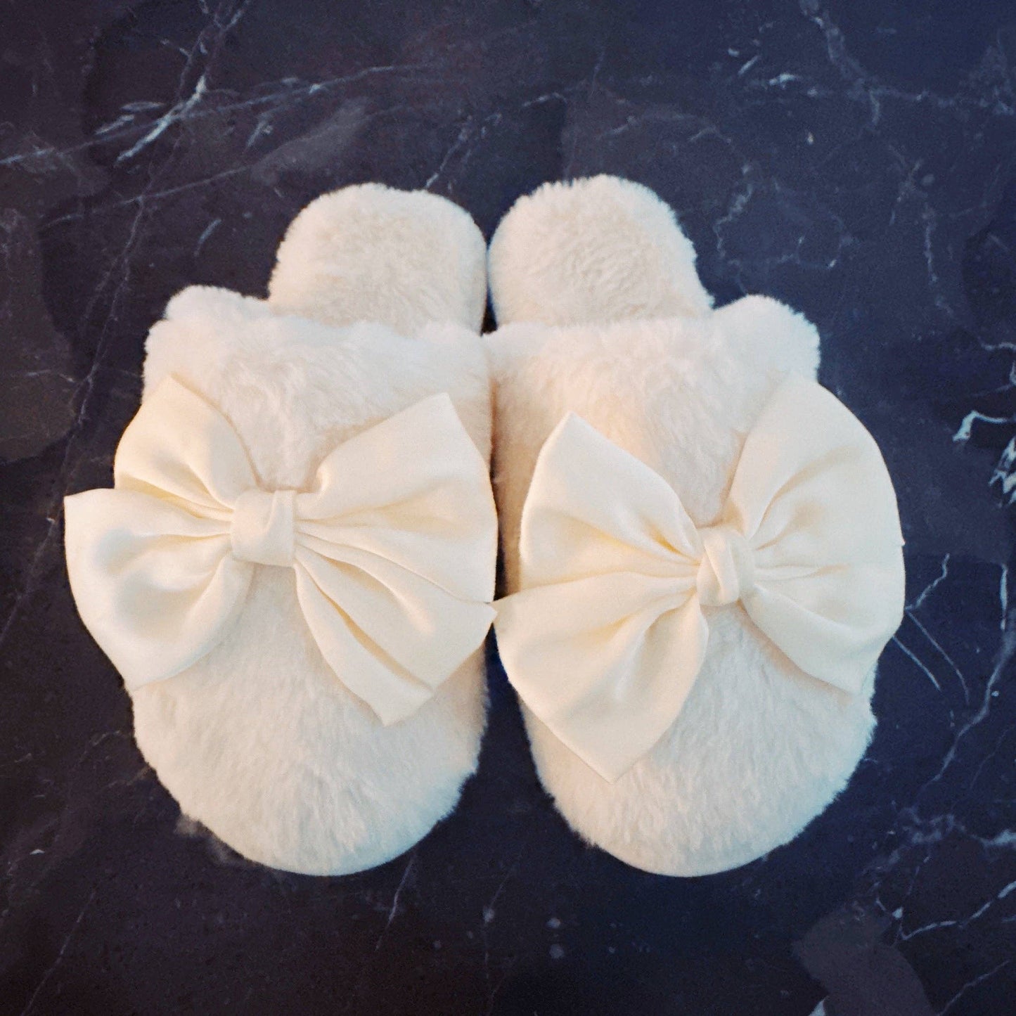 Cozy Bow Lounge Slippers
