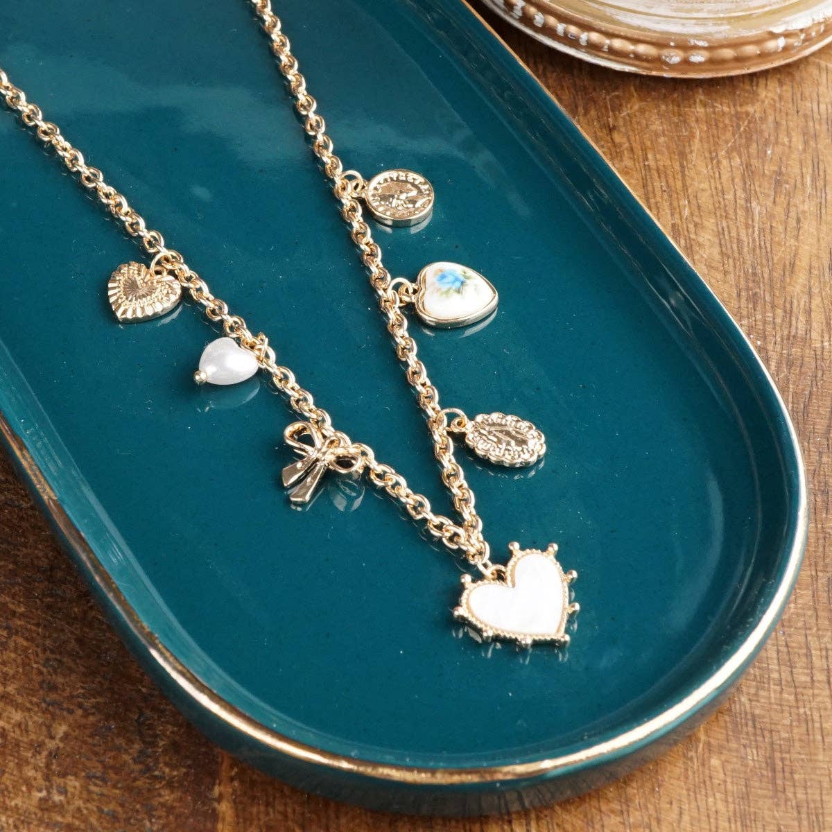 Keepsake Hearts – Multi-Charm Heart Necklace in Gold Tone