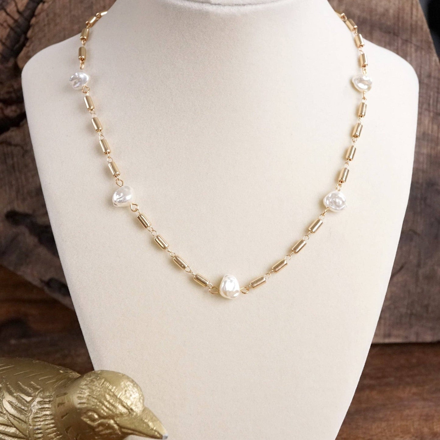 Bar Chain & Organic Pearls Necklace 7431